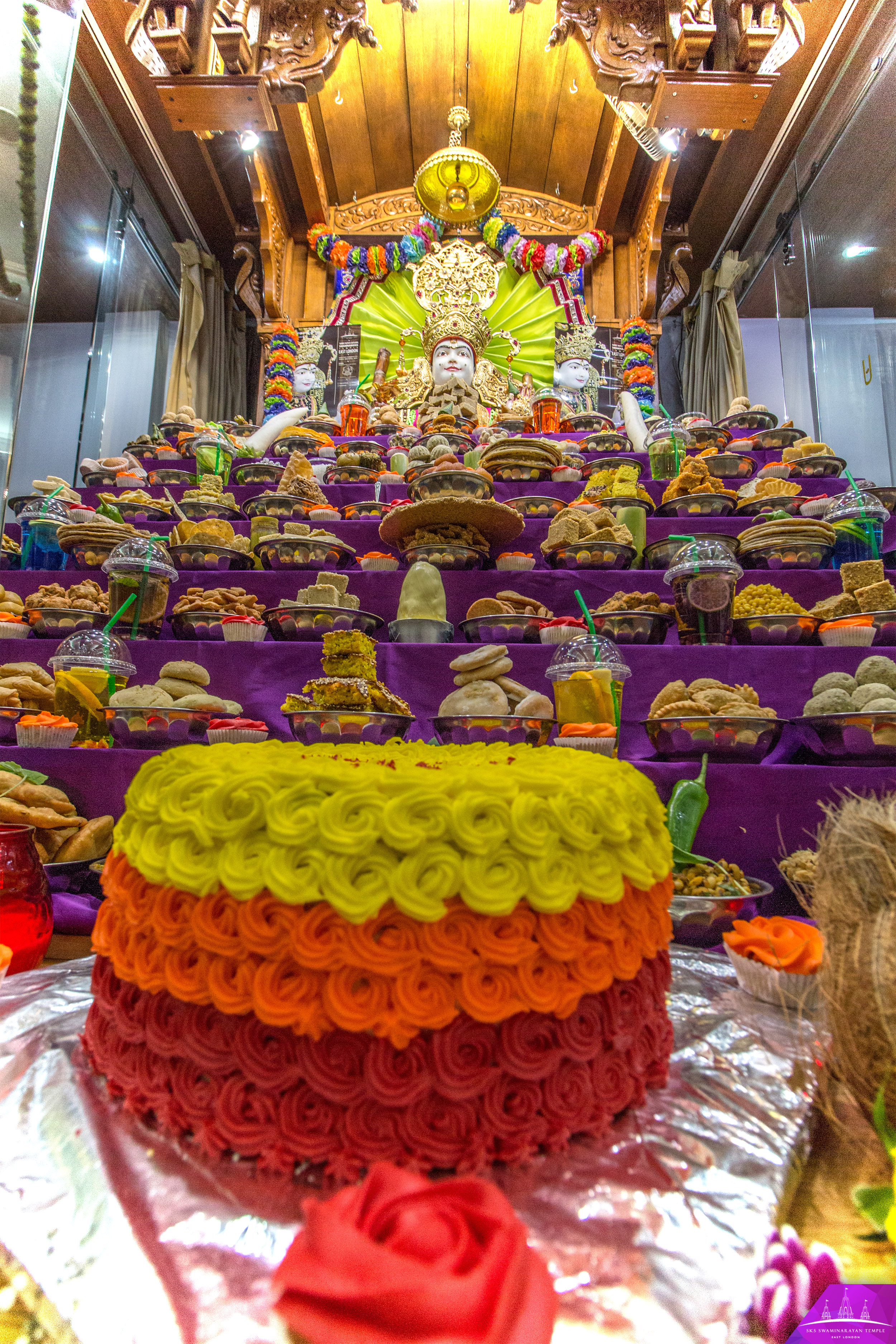 ©1987-2017 SKS Swaminarayan Temple East London